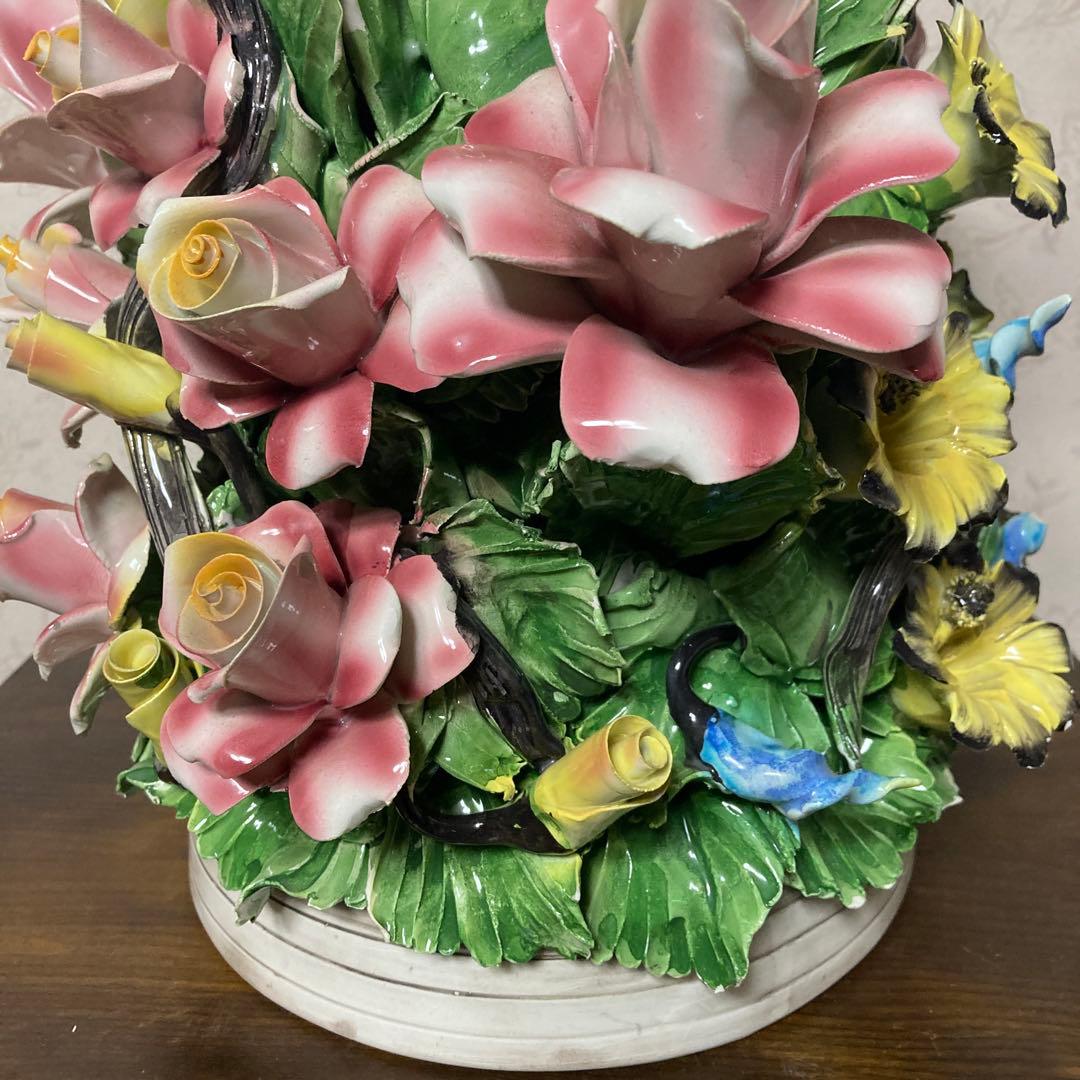 陶器製　花置物　カラフルな花置物　インテリア