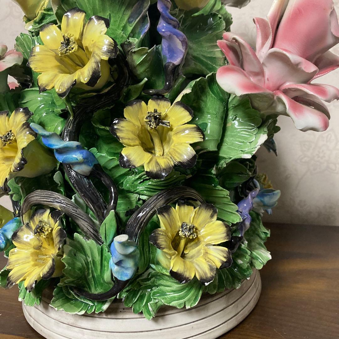 陶器製　花置物　カラフルな花置物　インテリア