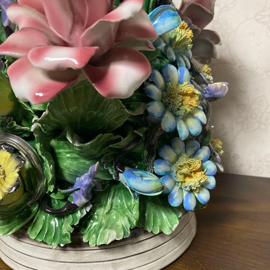 陶器製　花置物　カラフルな花置物　インテリア