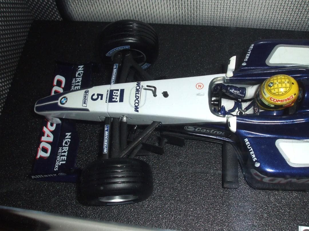 ウィリアムズ　 　FW２３　R・シューマッハ　＃５　マテル　１／１８　新品