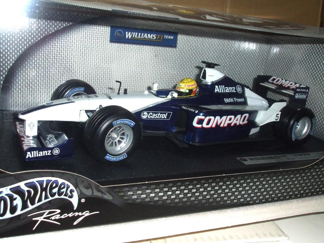 ウィリアムズ　 　FW２３　R・シューマッハ　＃５　マテル　１／１８　新品