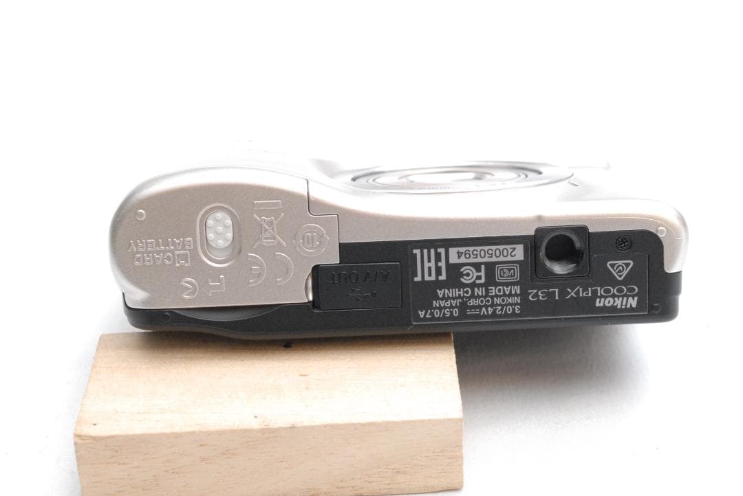 Nikon coolpix L32 （良品）