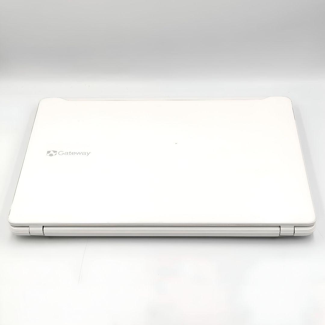 ホワイトカラー✨ 最新Windows11 ノートパソコン Webカメラ 大容量