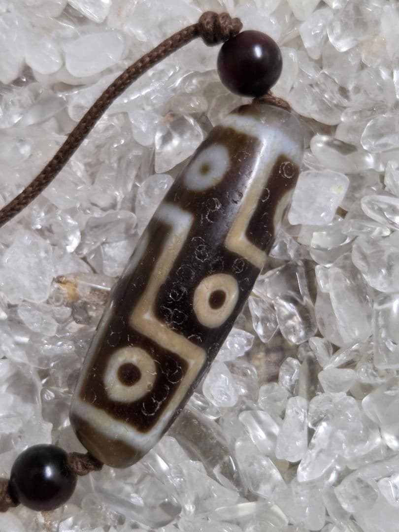 112　天珠　九眼天珠 　馬蹄痕　風化紋　dzibeads　！