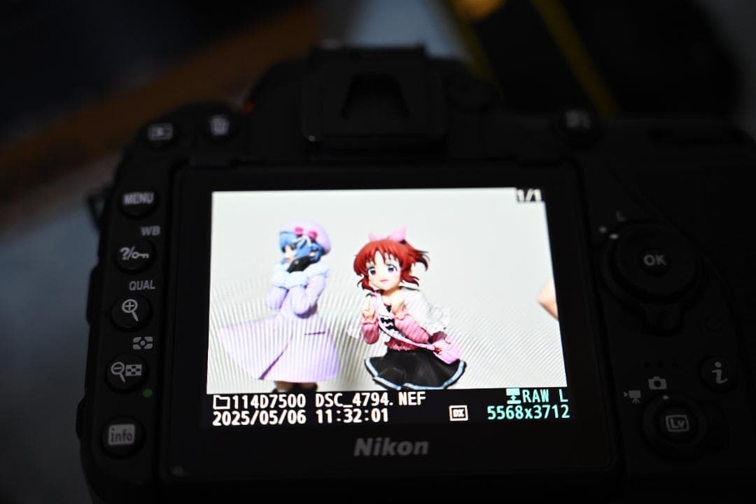 Nikon D7500 デジタル一眼レフカメラ　単焦点レンズセット