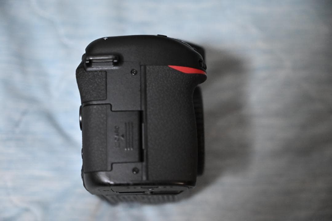 Nikon D7500 デジタル一眼レフカメラ　単焦点レンズセット