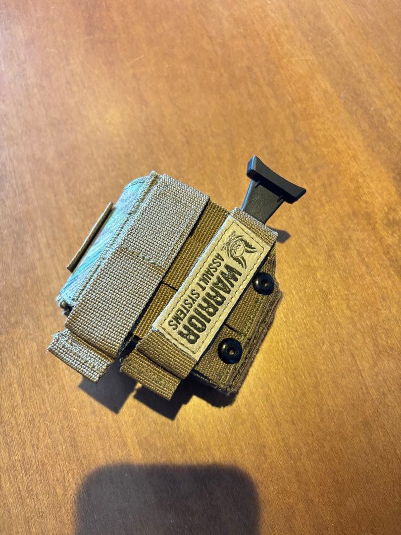 Warrior Assault Systems マルチカムユニバーサルホルスター