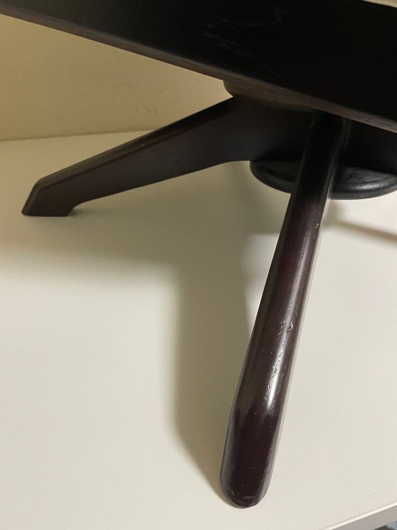 カリモク　1人掛けソファ　椅子　ホワイト