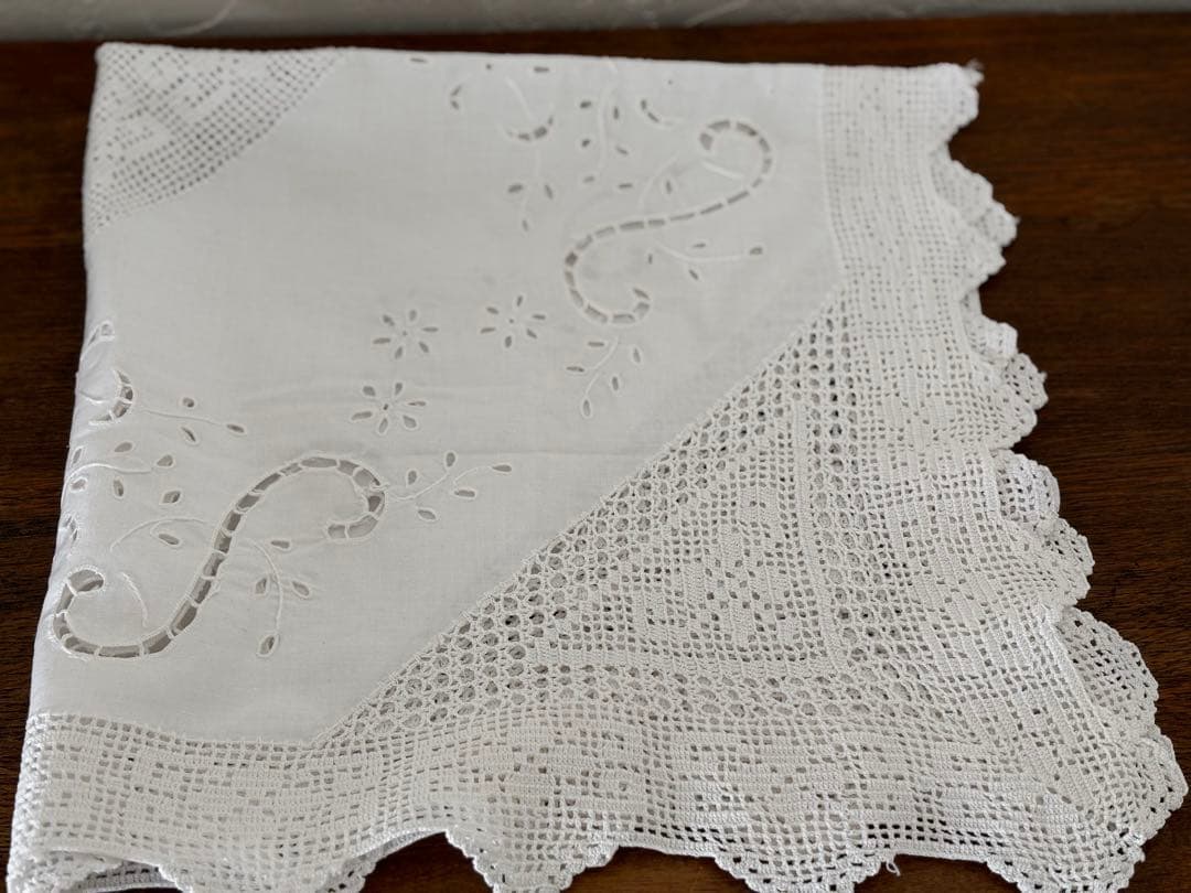 フランス　蚤の市　テーブルクロス ホワイト　レース