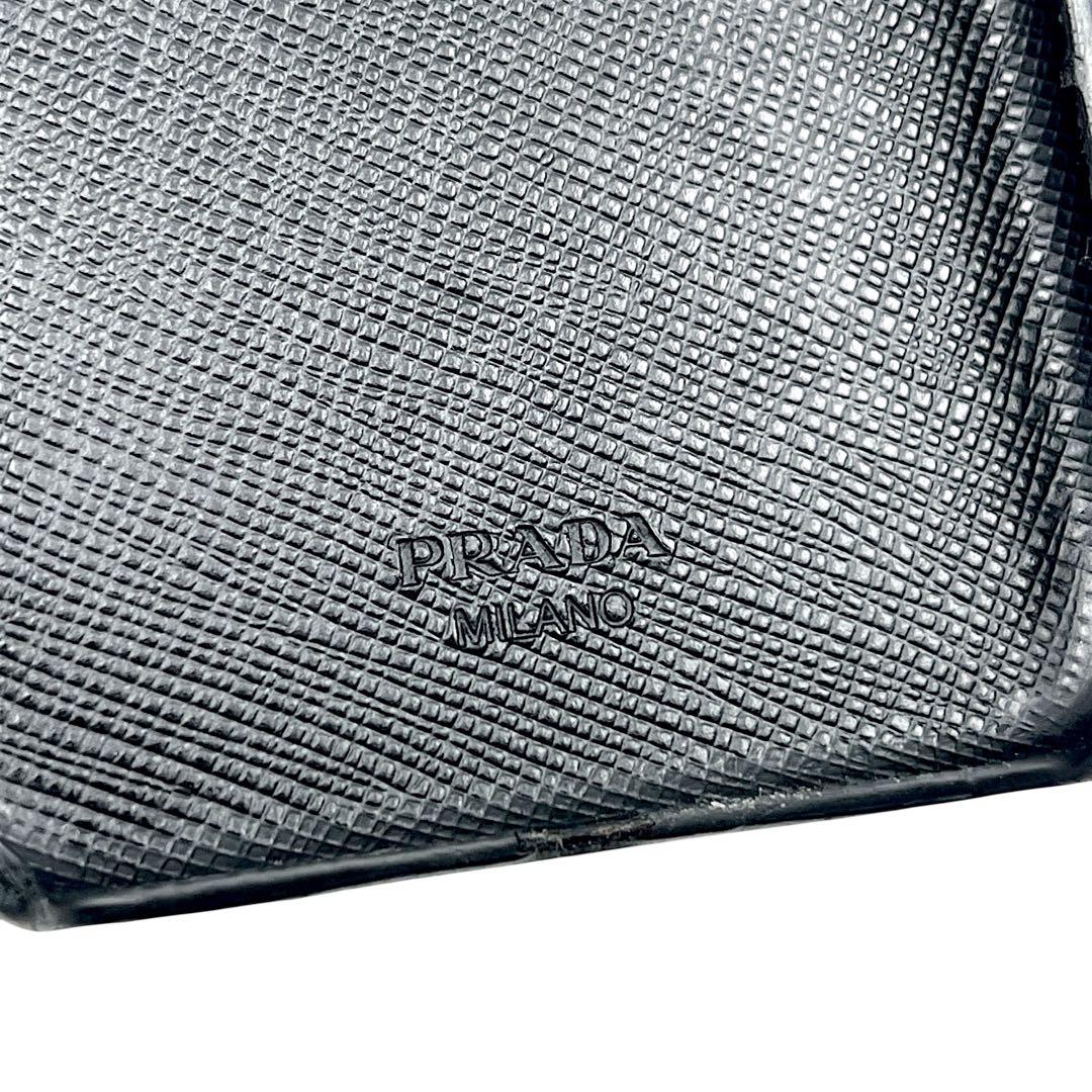 【微美品】PRADA　プラダ　iPhoneケース SE 7 8 サフィアーノ　黒