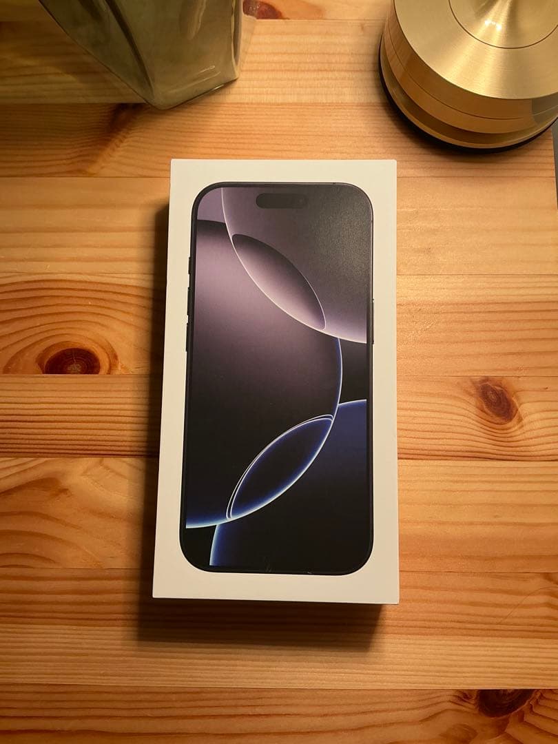 【超美品】iPhone16Pro 256GBブラックチタニウム バッテリー98%