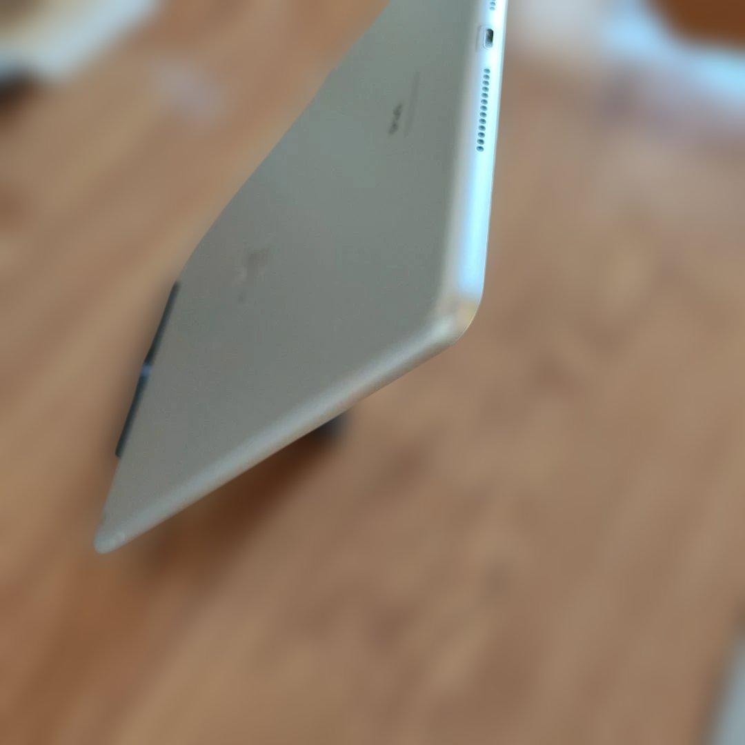 Apple ipad 第8世代 32GB wifiモデル バッテリー容量91%