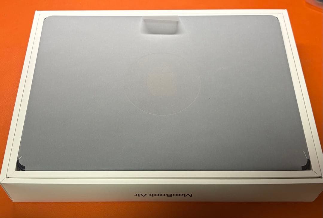 MacBook Air M2 13.6インチ 8GB/256GB ミッドナイト