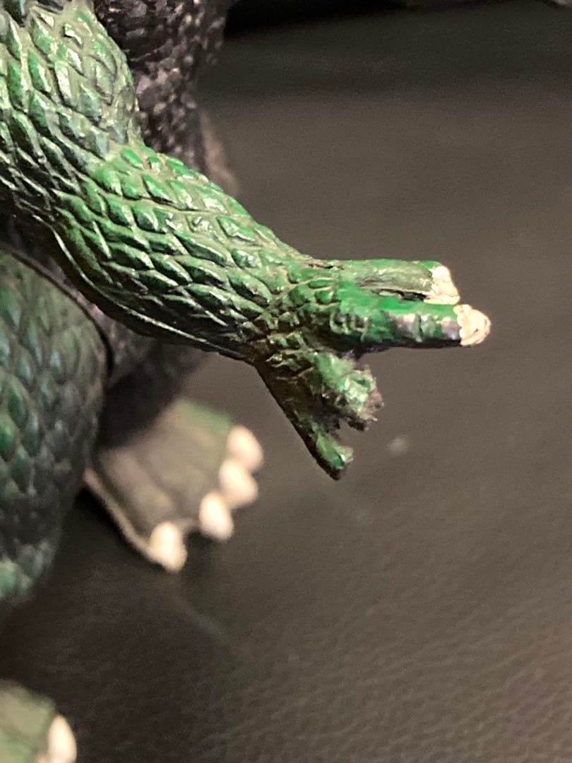 ゴジラ風　無版権　フィギュア