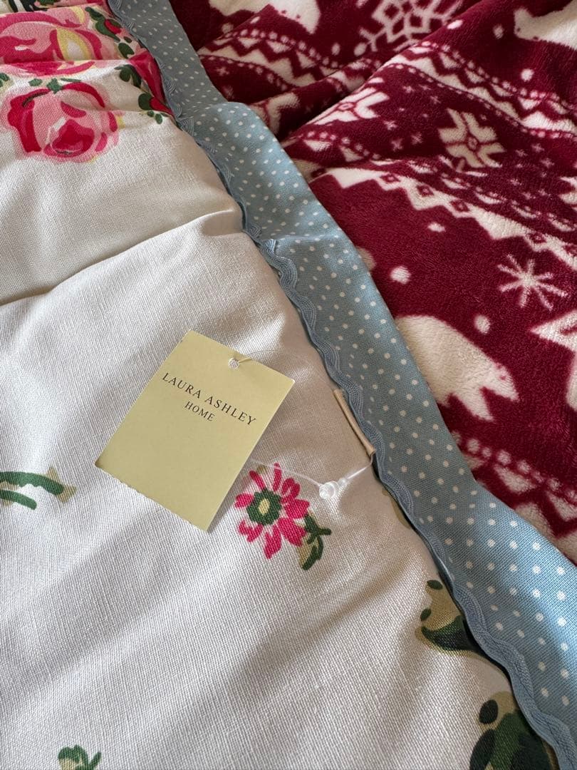 ローラアシュレイ バンチェッドロージズ　シートクッション　タグ付き未使用