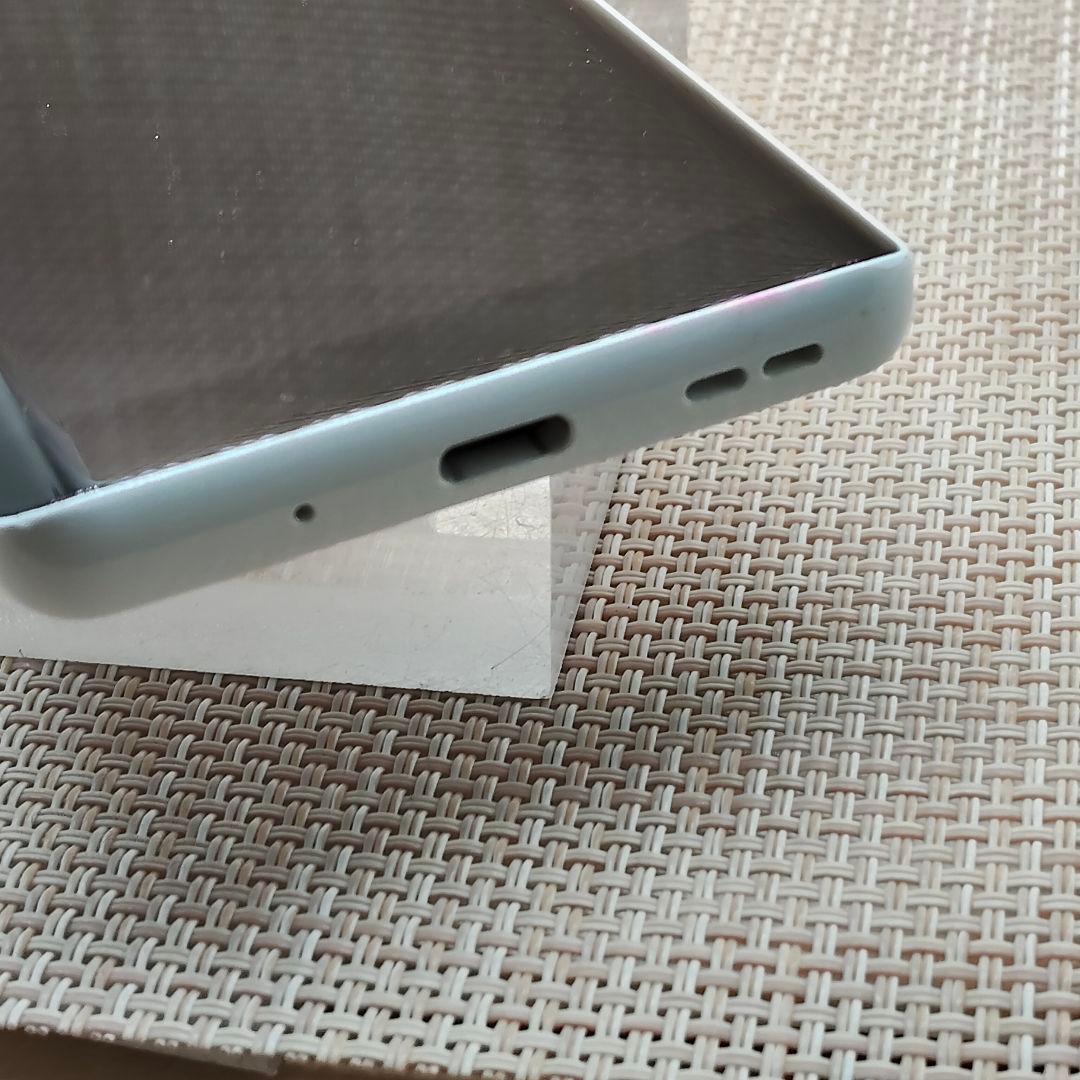 ⑧Rakuten Hand 5G P780 ホワイト　128GB SIMフリー