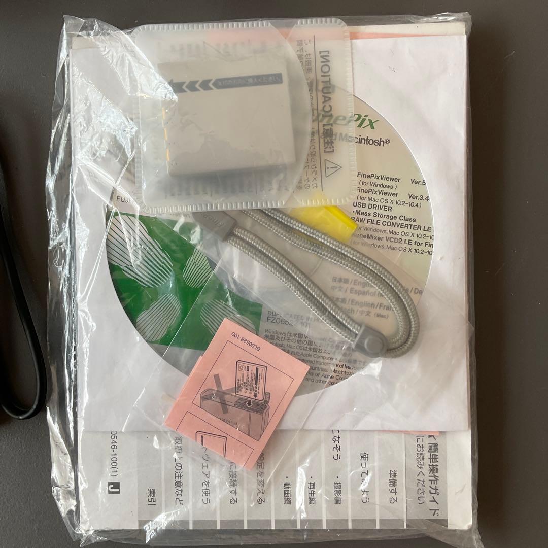 732 FUJIFILM FINEPIX Z3 コンパクトデジタルカメラ