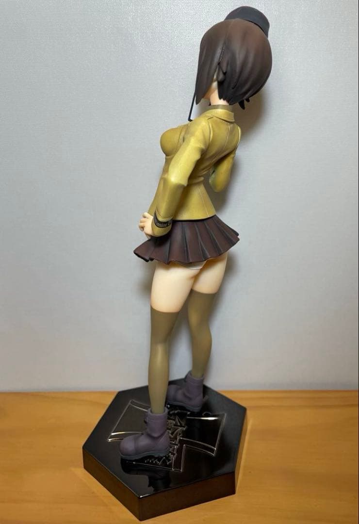 202 フィギュア リペイント ガールズ＆パンツァー 黒森峰 西住まほ