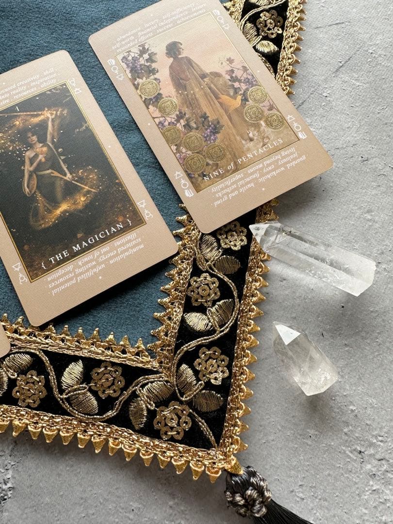 インド製高級刺繍りぼんのタロットクロス 占い師のハンドメイド