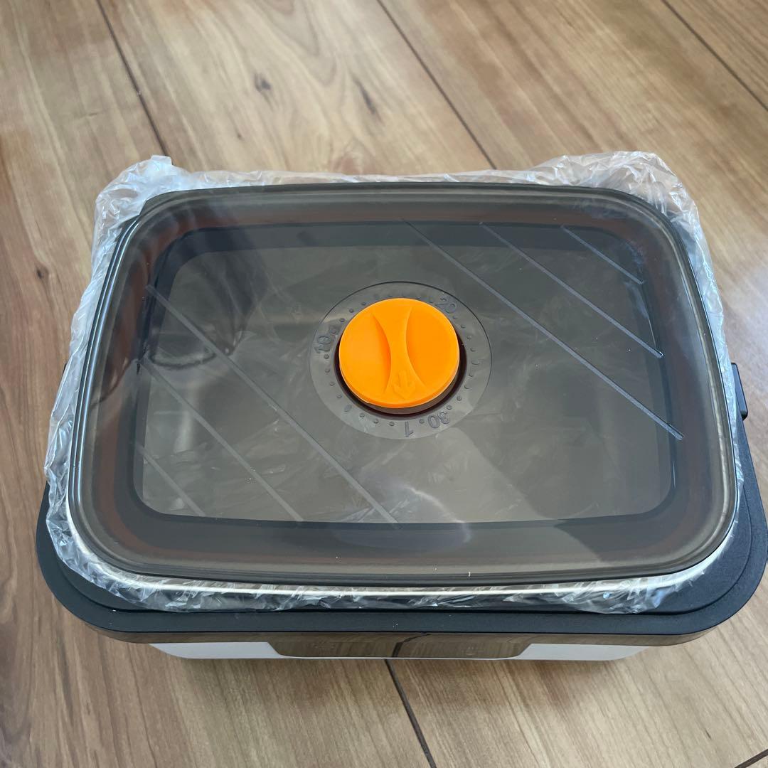 値下げ　新品✨デジタル保温弁当箱 ホワイト
