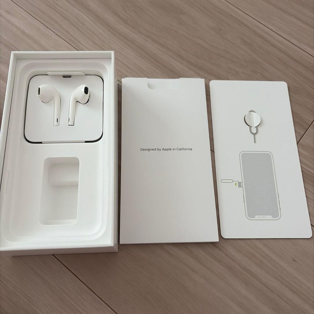 ジャンク品　iPhone XS 256GB シルバー SIMロックなし 本体