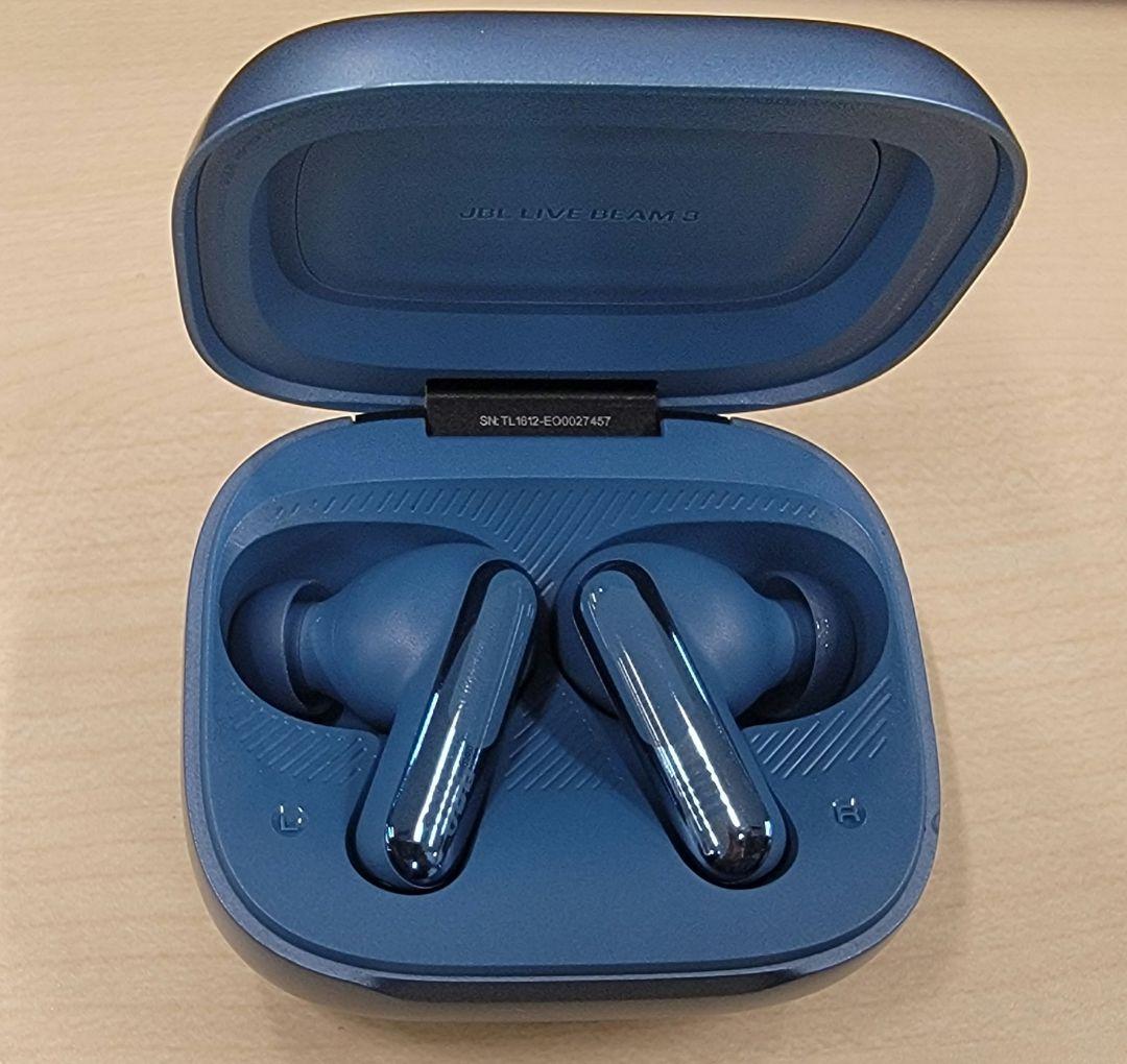 イヤホン JBL LIVE BEAM 3