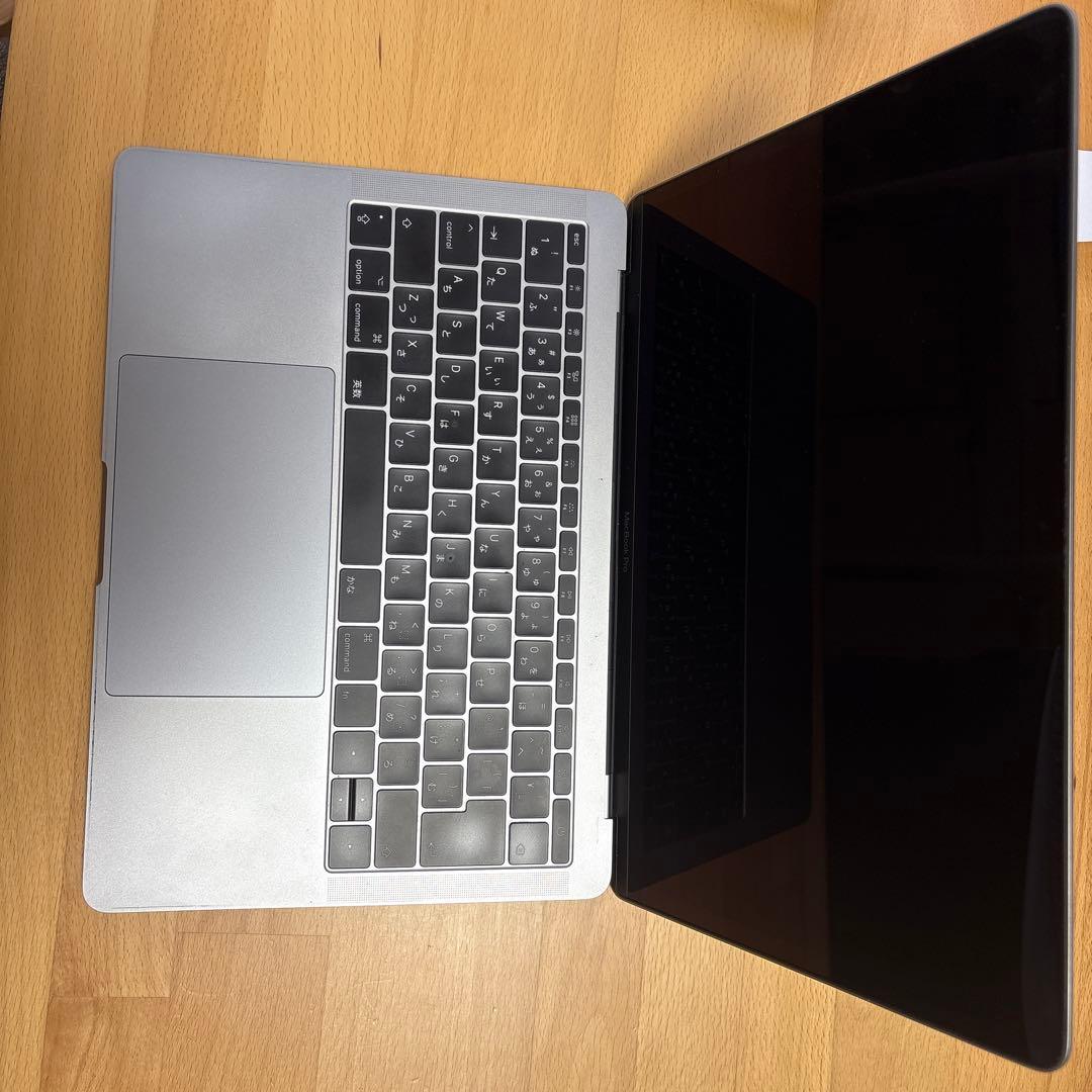 シルバー MacBook 2017 本体 ジャンク　起動×