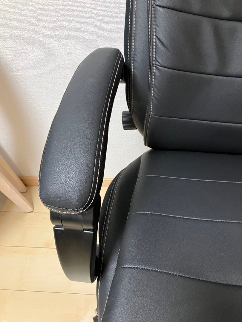 ニトリ　ワークチェア　リカルド　PUブレスレザー　黒　フットレスト付き