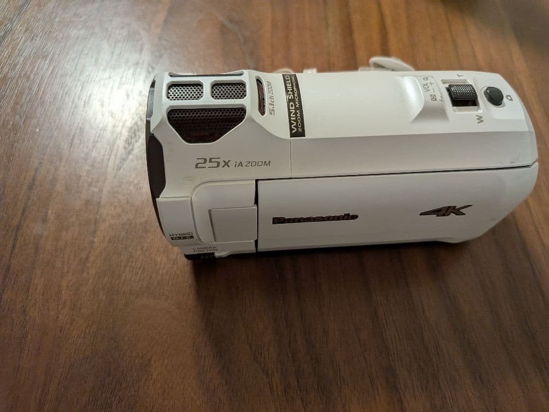 N*g様 ジャンク？撮影時真暗。Panasonic 4K ビデオカメラ ズーム