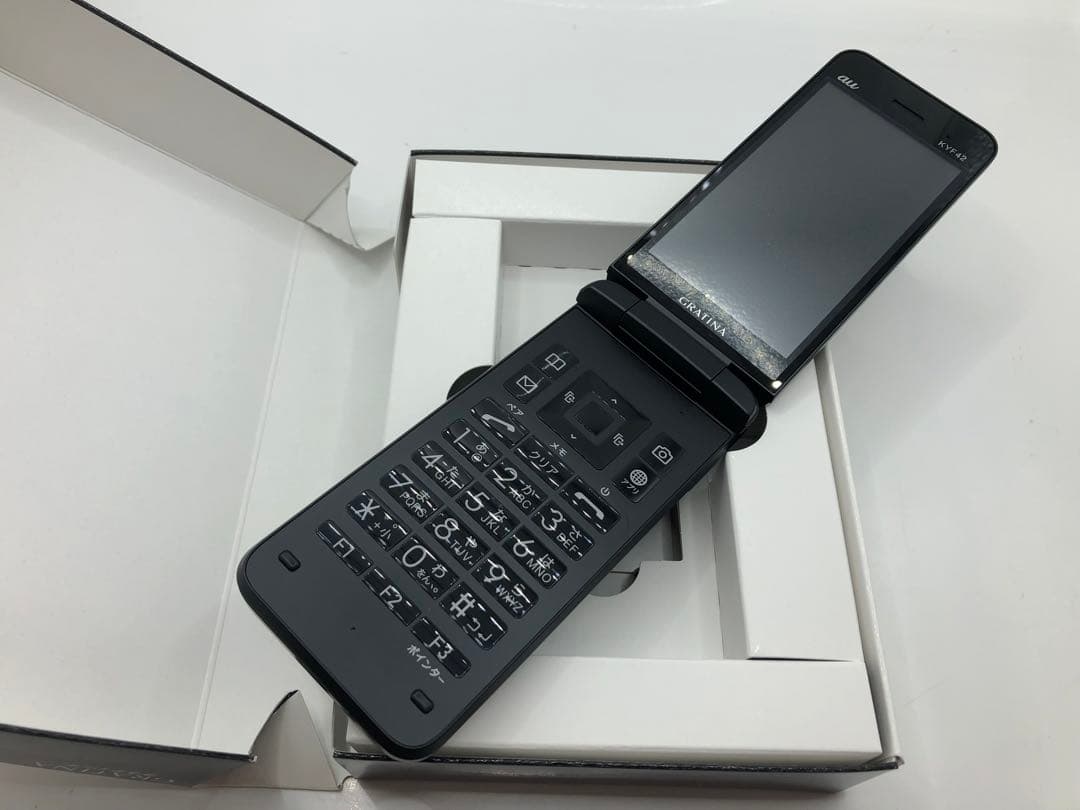 ☆Simフリー☆未使用品☆ GRATINA KYF42 ブラック