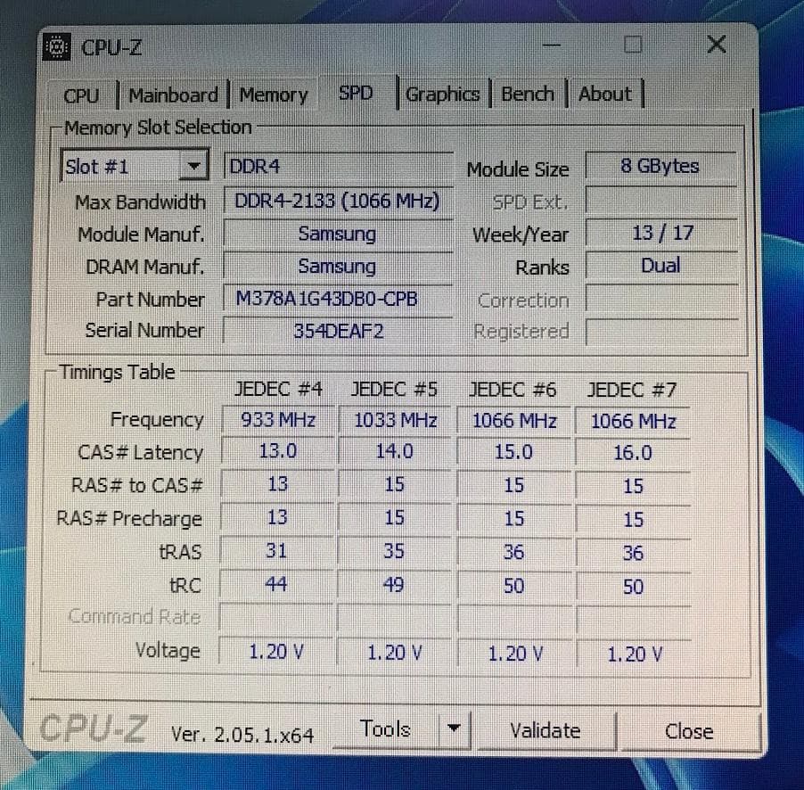 良品 W570 (Xeon E3-1270v5/8GB/Win11)