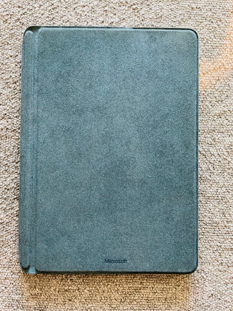 Microsoft☆SurfaceGo本体と付属品♪格安おまけ付き♪64GB