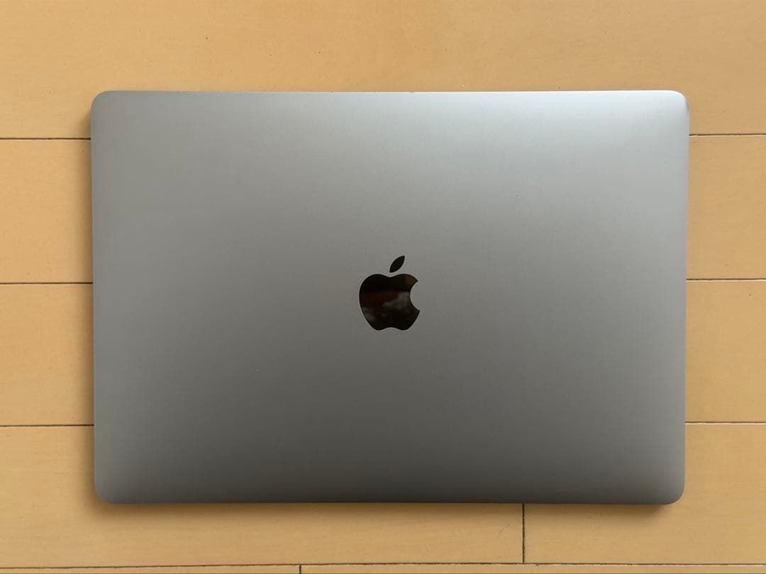 MacBook Pro スペースグレー