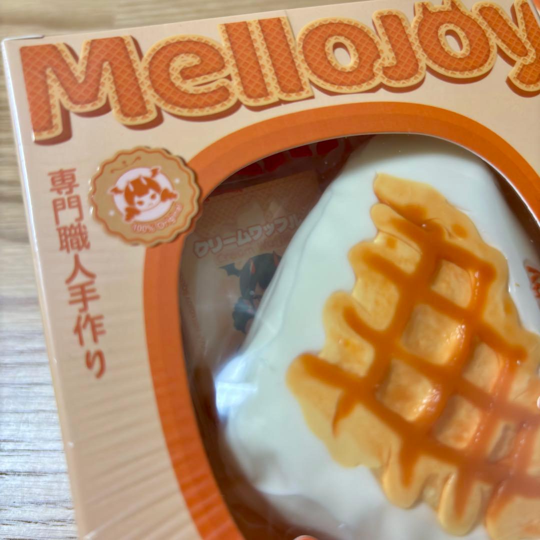 メロジョイ　ぱんぱんパンケーキ　クリームワッフル　mellojoy スクイーズ