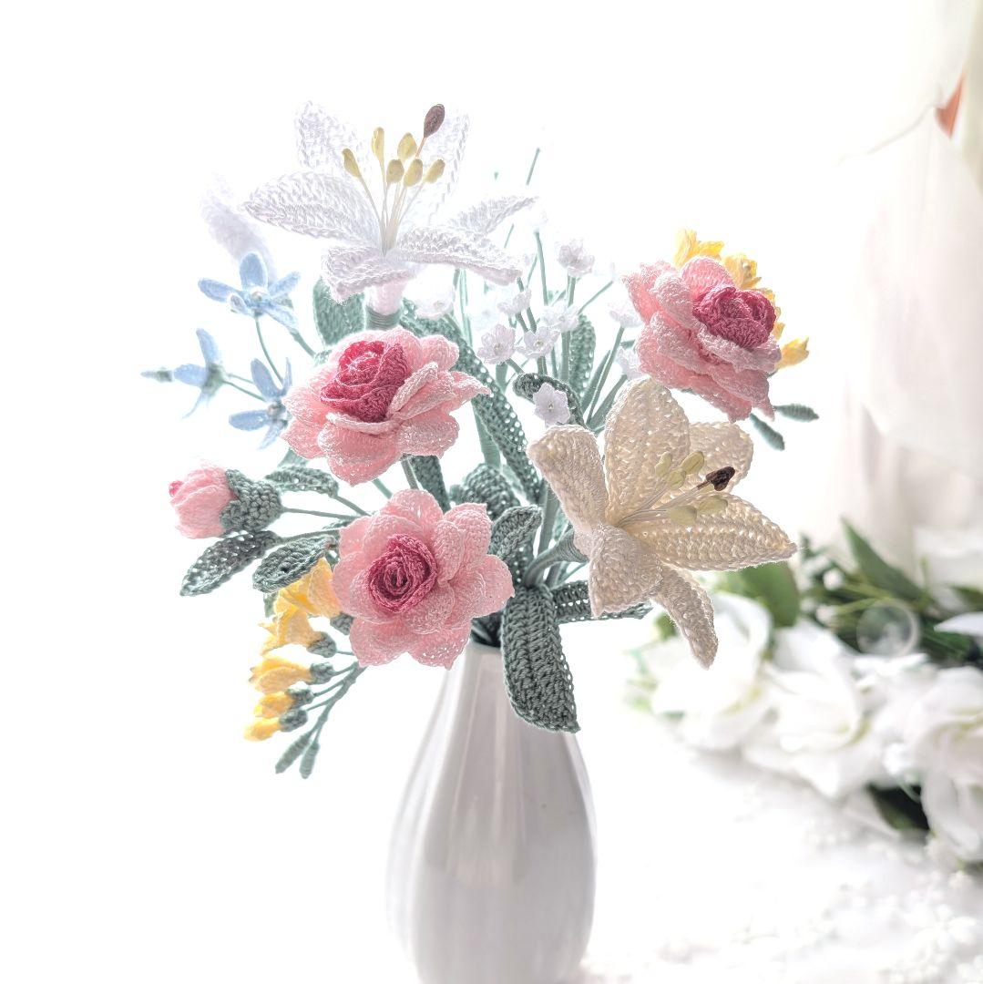 MOH☆薔薇とユリ、フリージアなどのブーケ☆ハンドメイドレース編み