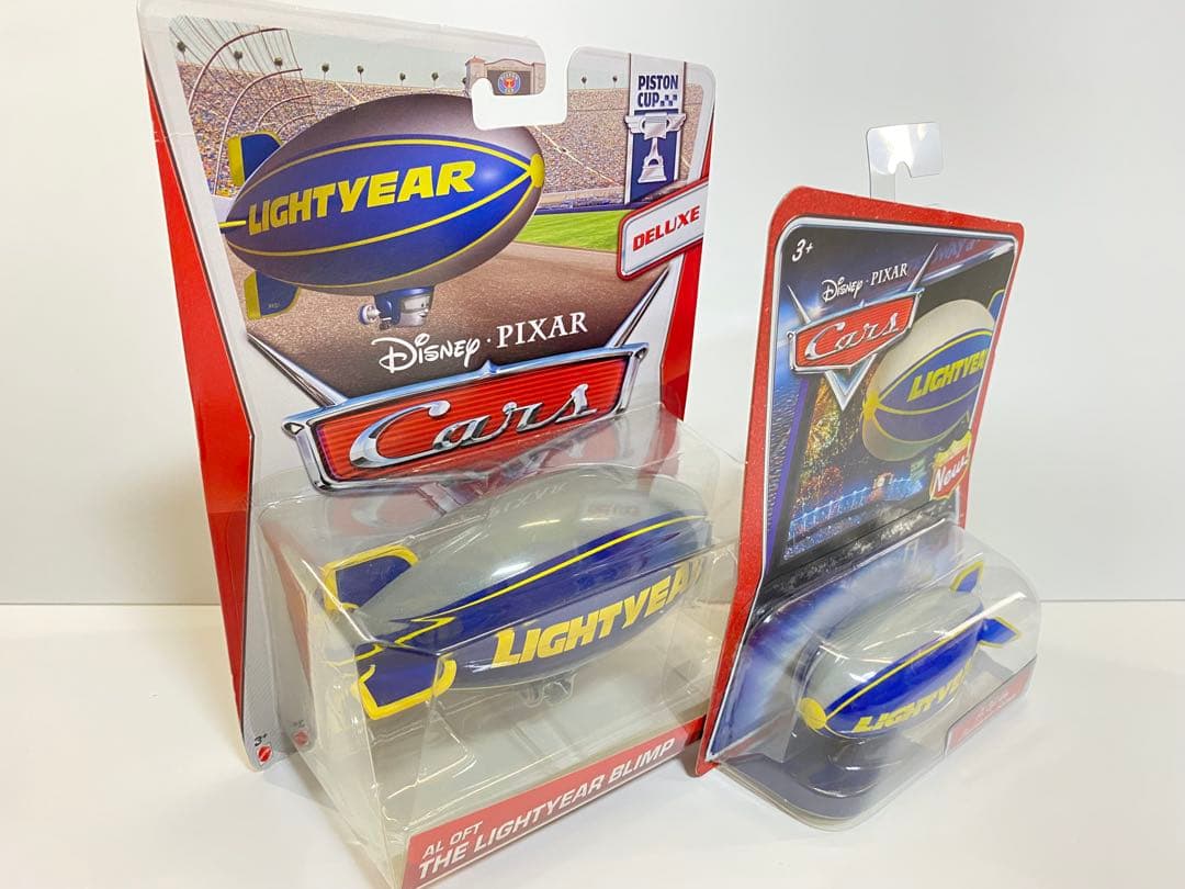 ディズニー　カーズ　ブリンプ　Cars Lightyear Blimp セット