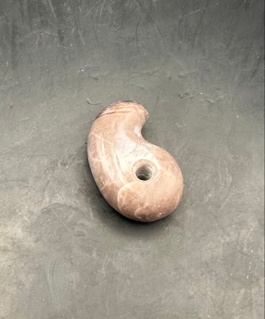 2026.3.18紫霊勾玉　新潟産紫玉