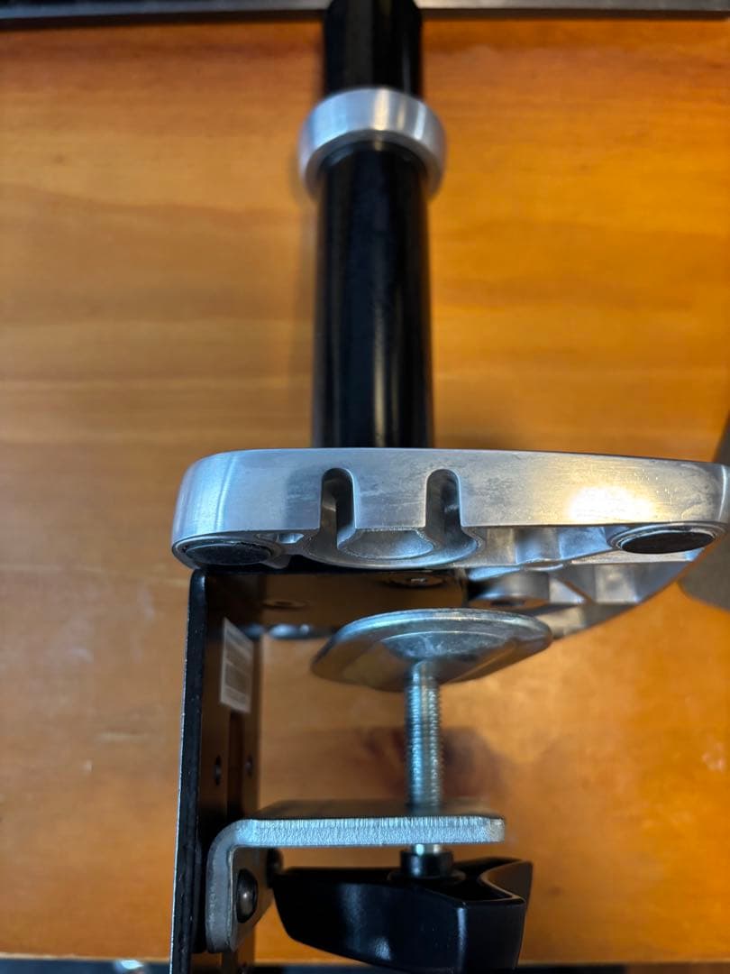 エルゴトロン LX デスクマウントアーム (アルミニウム)