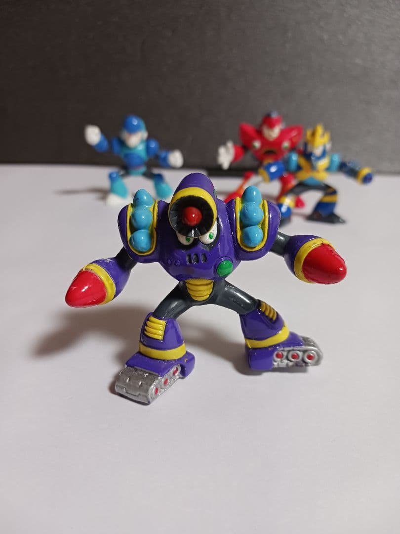 ロックマン5　トレーディングフィギュア
