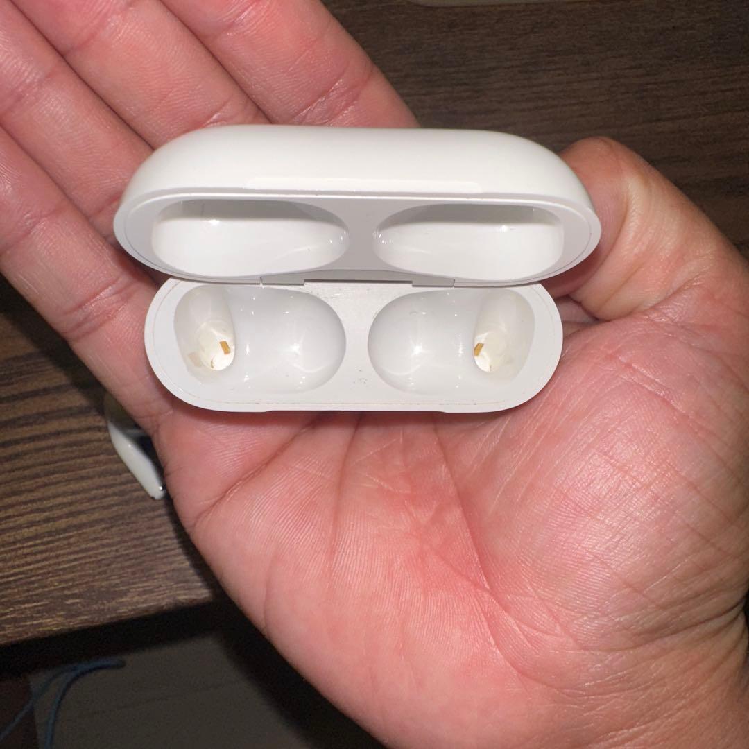 Apple AirPods pro 第1世代