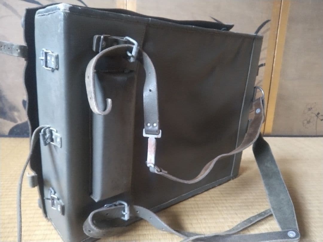 美品1970年代スイス軍リュック　ミリタリーファッション　アウトドア