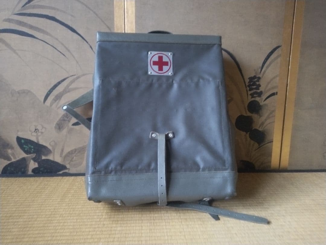 美品1970年代スイス軍リュック　ミリタリーファッション　アウトドア