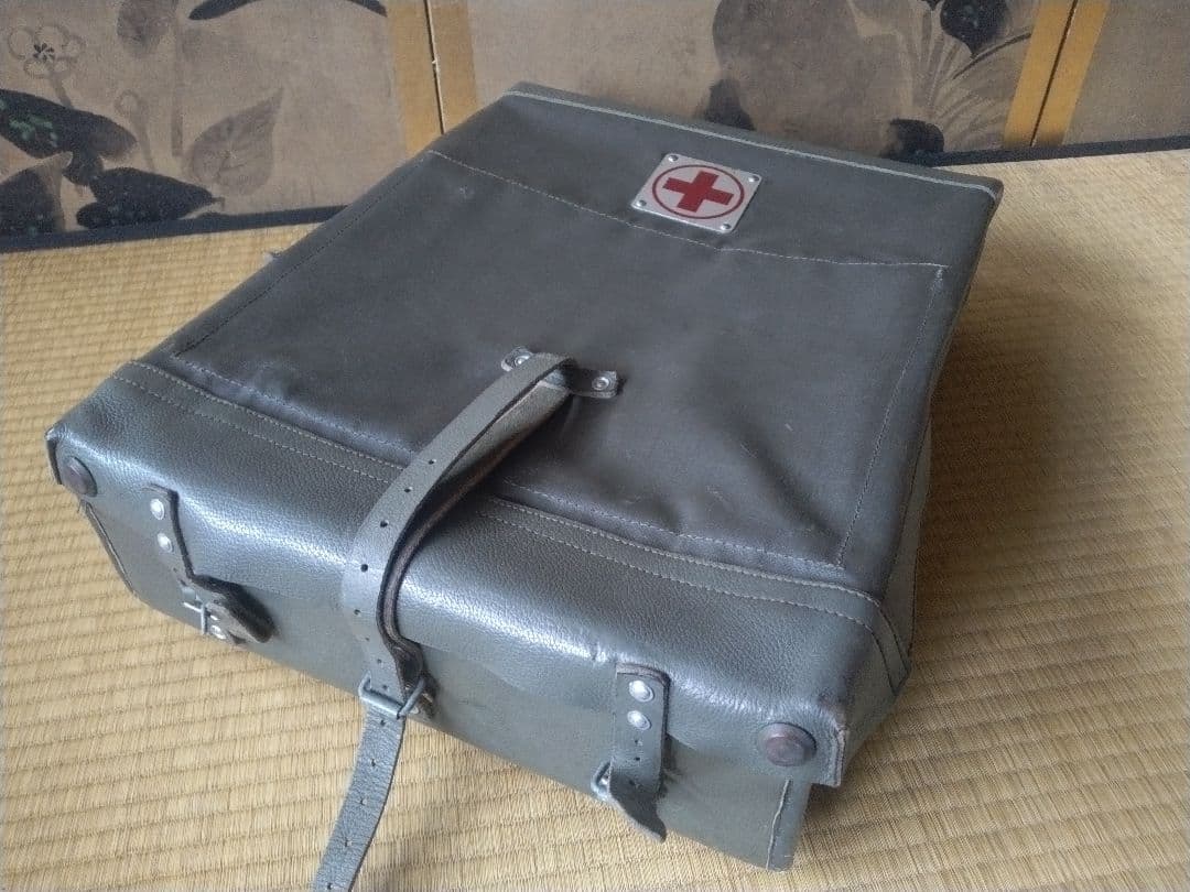 美品1970年代スイス軍リュック　ミリタリーファッション　アウトドア