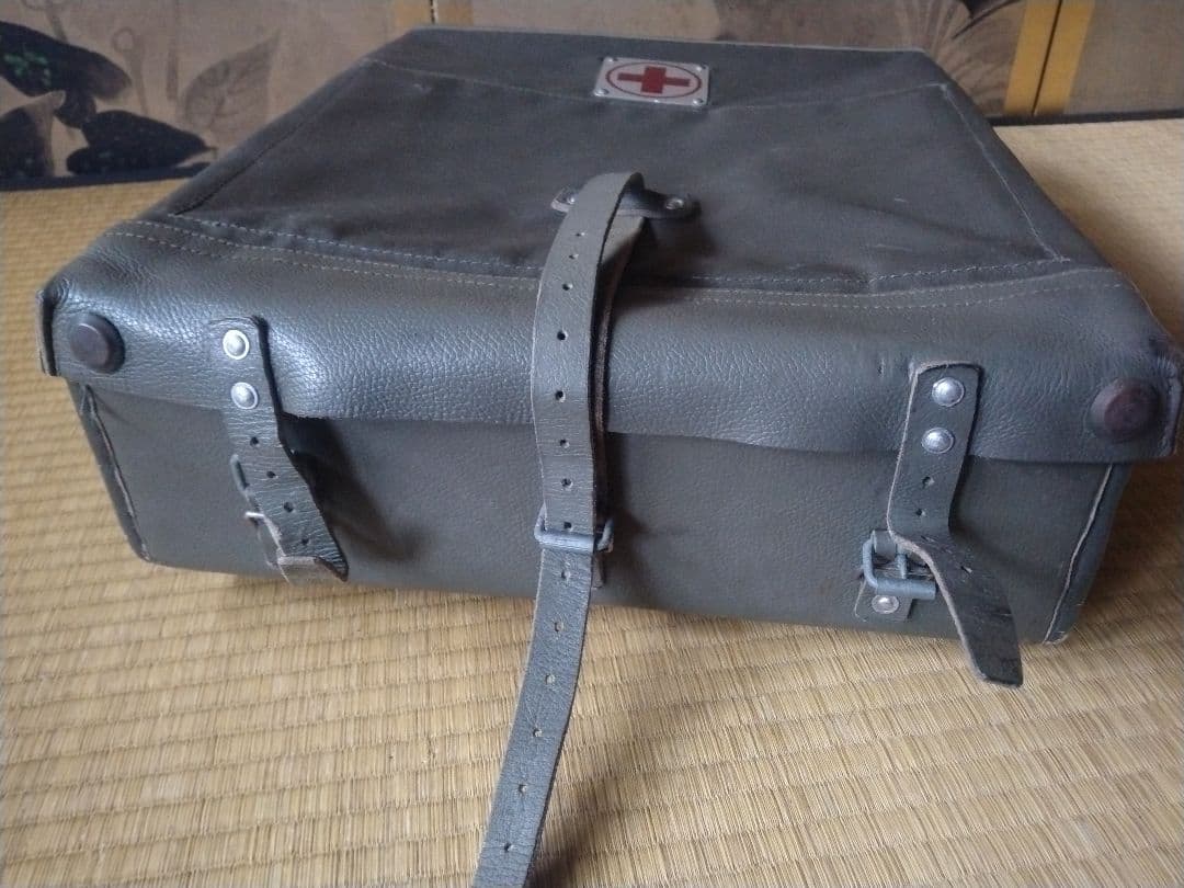 美品1970年代スイス軍リュック　ミリタリーファッション　アウトドア