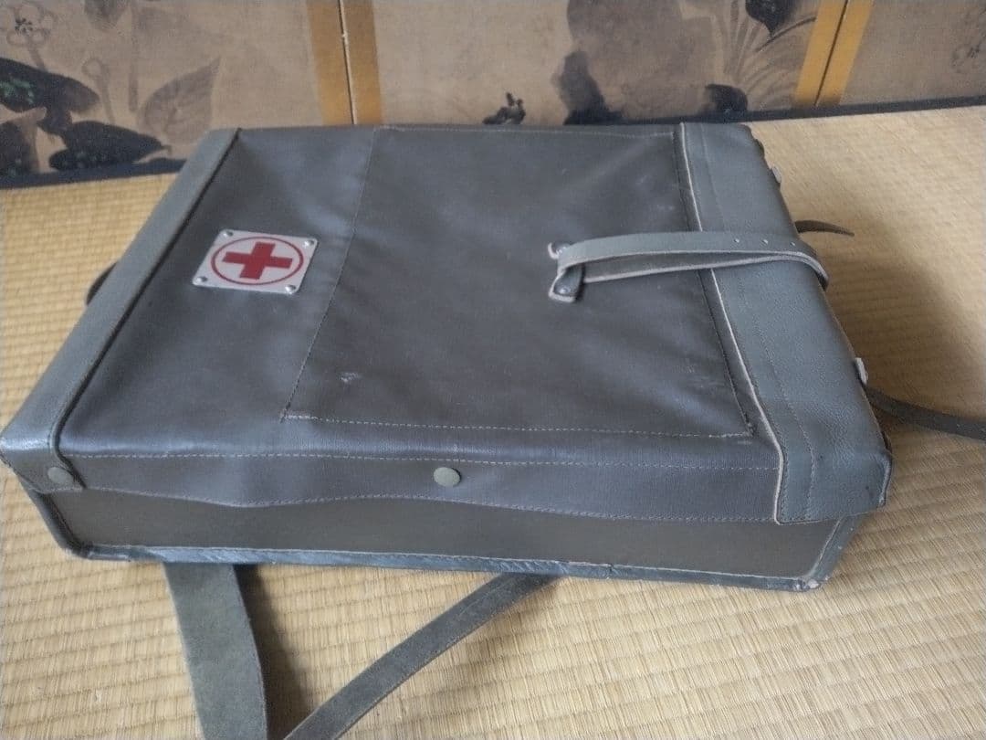 美品1970年代スイス軍リュック　ミリタリーファッション　アウトドア