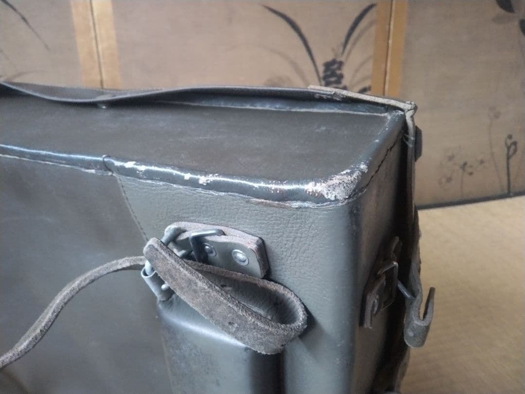 美品1970年代スイス軍リュック　ミリタリーファッション　アウトドア