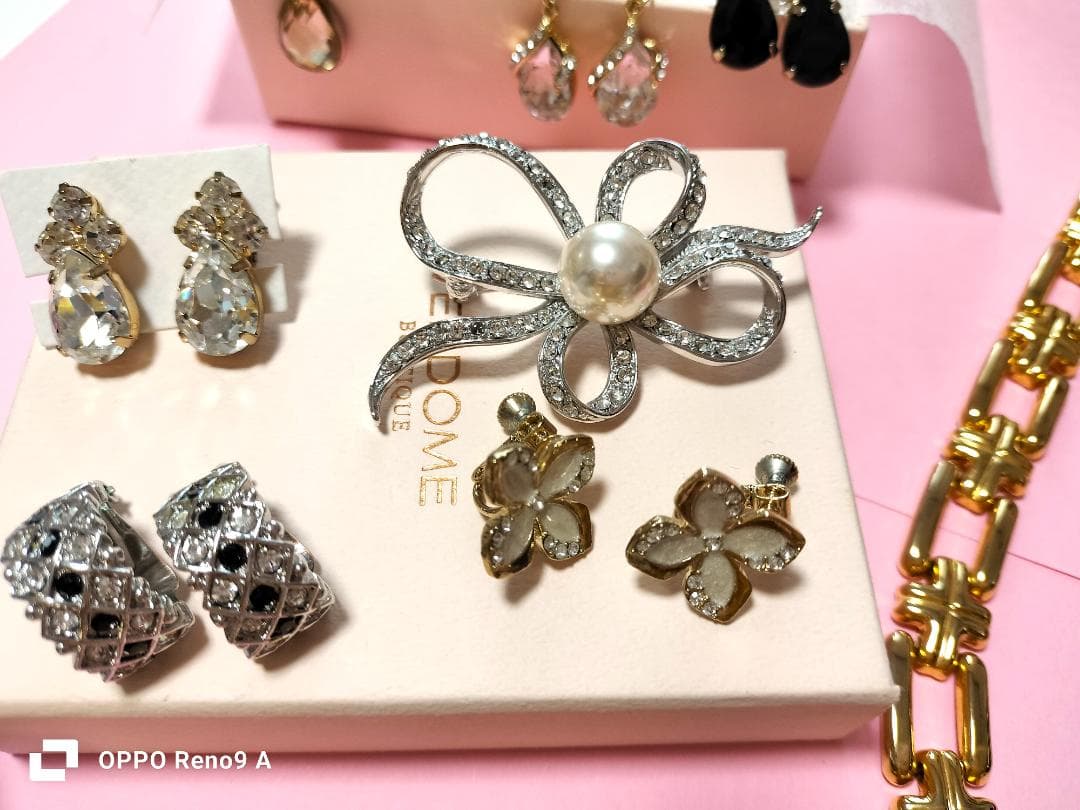 本日限定価格　大量まとめ売り　５５点　アクセサリー　ゴールド　パール　モネ　指輪