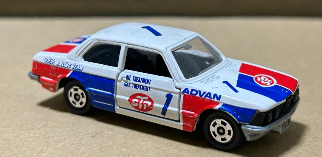 日本製 トミカ  320i グループAフェア