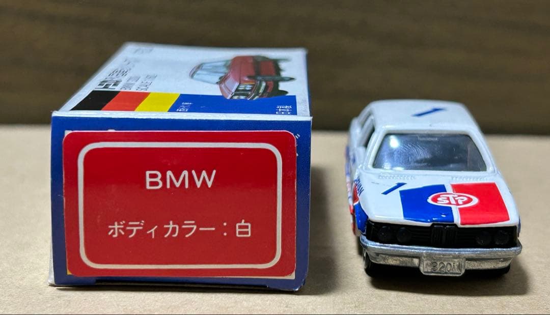 日本製 トミカ  320i グループAフェア