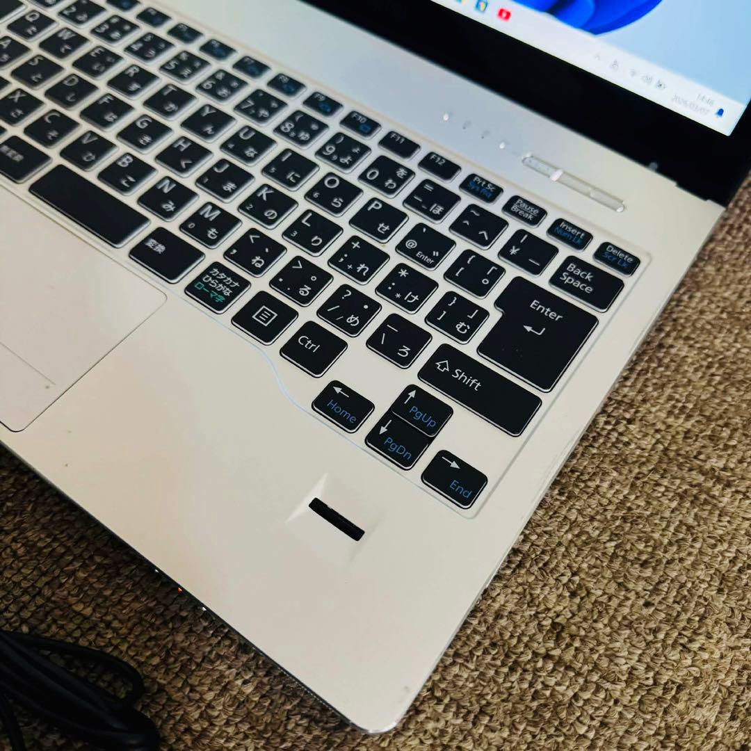 S306 Fujitsuノートパソコンi5 SSD高速Windows11オフィス